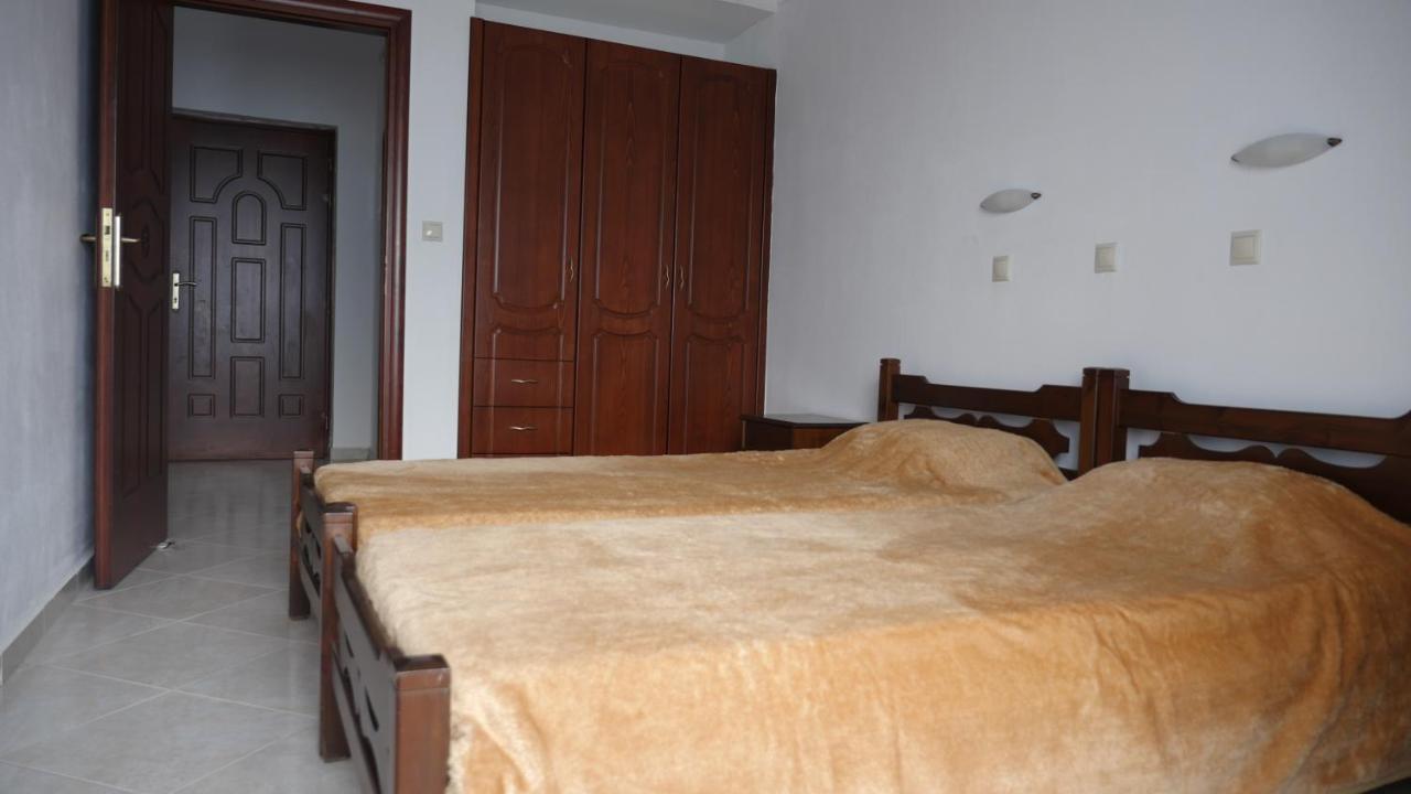 Zorbas Studios Ayía Roúmeli Bagian luar foto